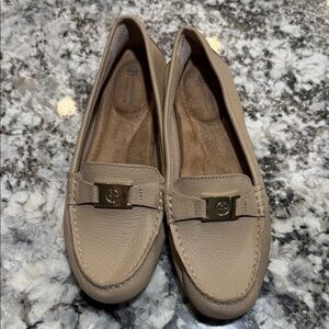 Gianni Bini Beige Leather Loafers